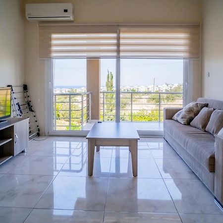 Spacious Two-Bedroom Apartment In Amazing Residence Escape Homes Kyrenia  Exterior foto
