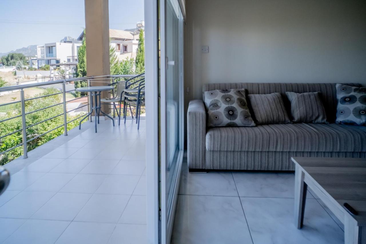 Spacious Two-Bedroom Apartment In Amazing Residence Escape Homes Kyrenia  Exterior foto