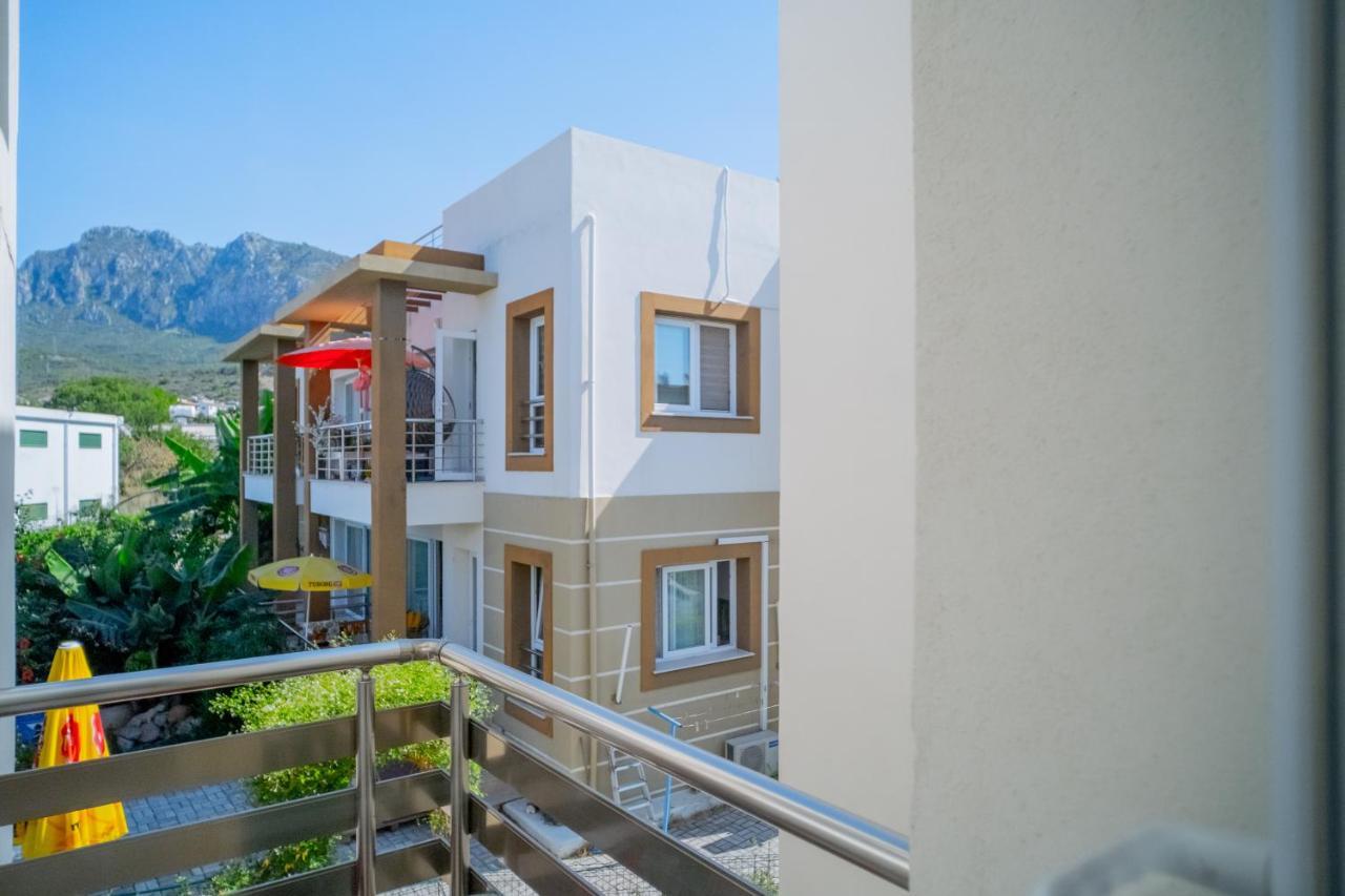 Spacious Two-Bedroom Apartment In Amazing Residence Escape Homes Kyrenia  Exterior foto