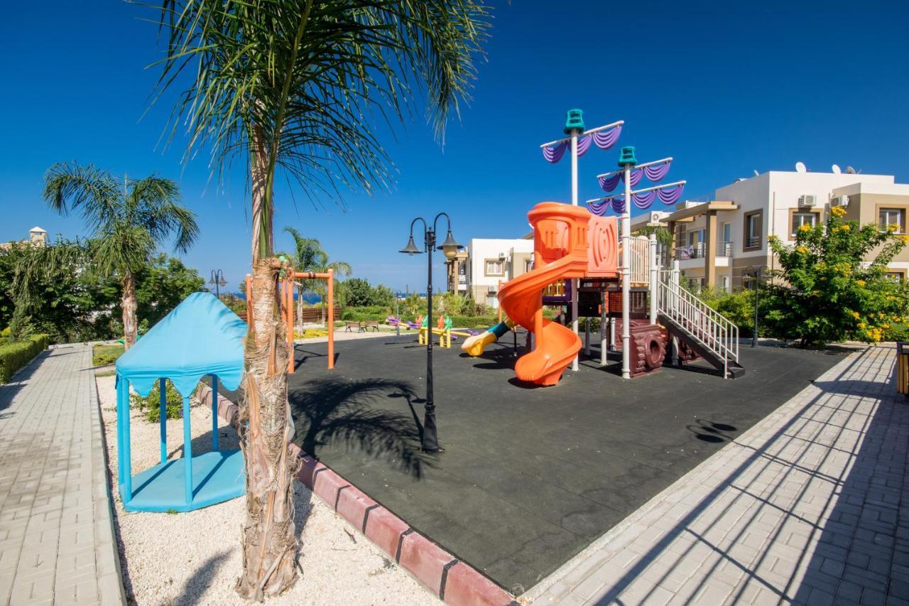Spacious Two-Bedroom Apartment In Amazing Residence Escape Homes Kyrenia  Exterior foto