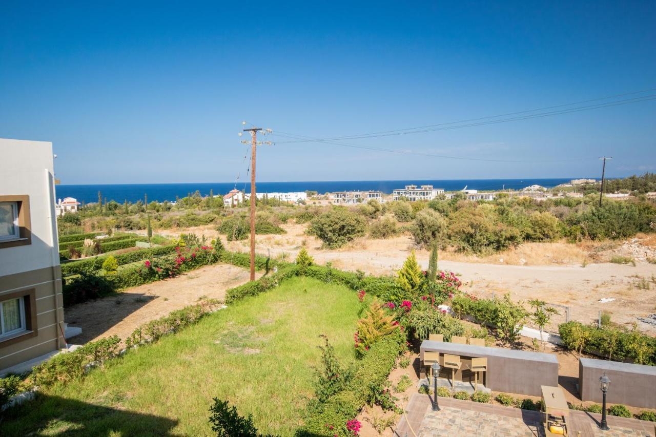 Spacious Two-Bedroom Apartment In Amazing Residence Escape Homes Kyrenia  Exterior foto